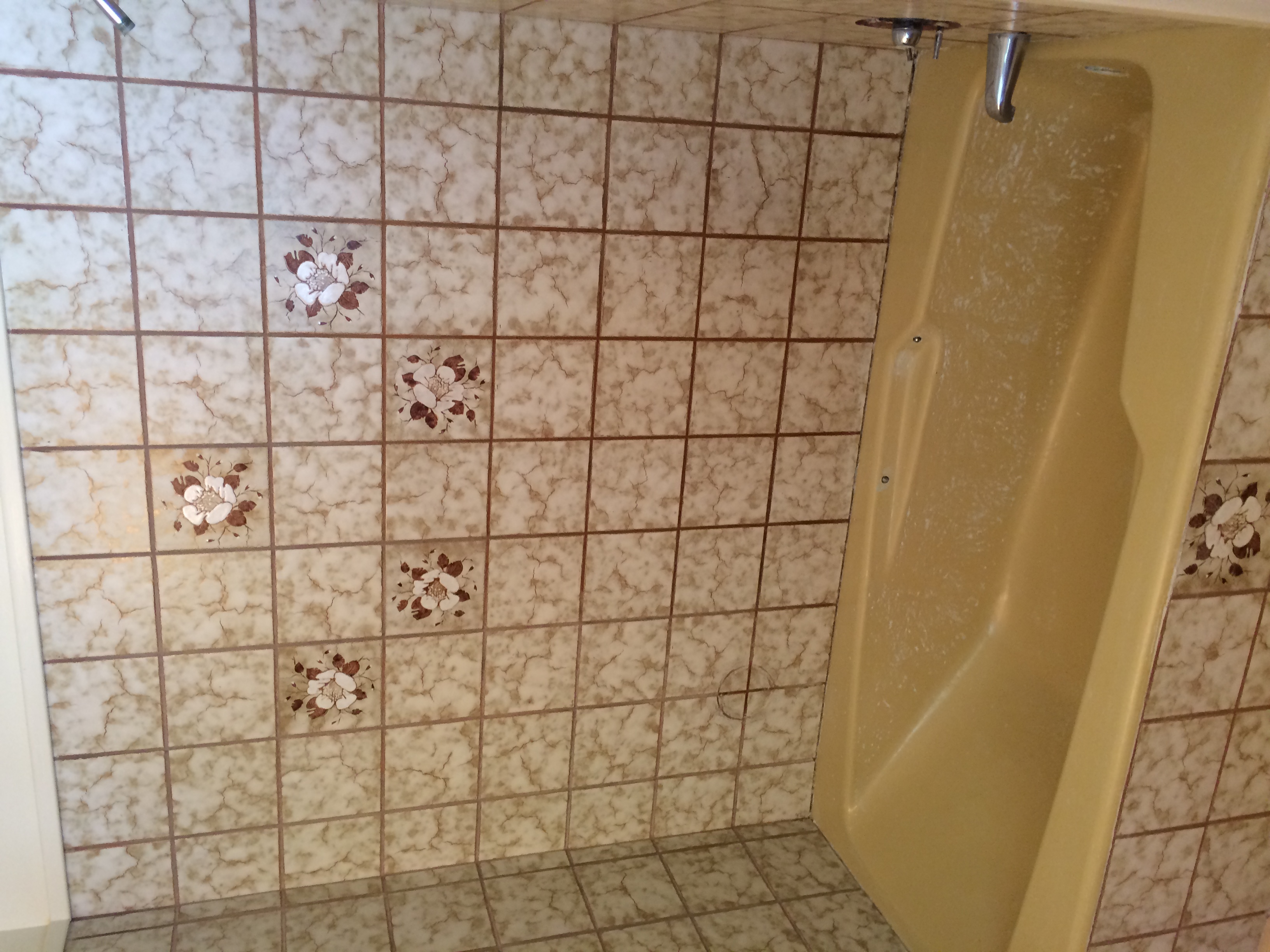 Tub & Tile Work in Grass Valley